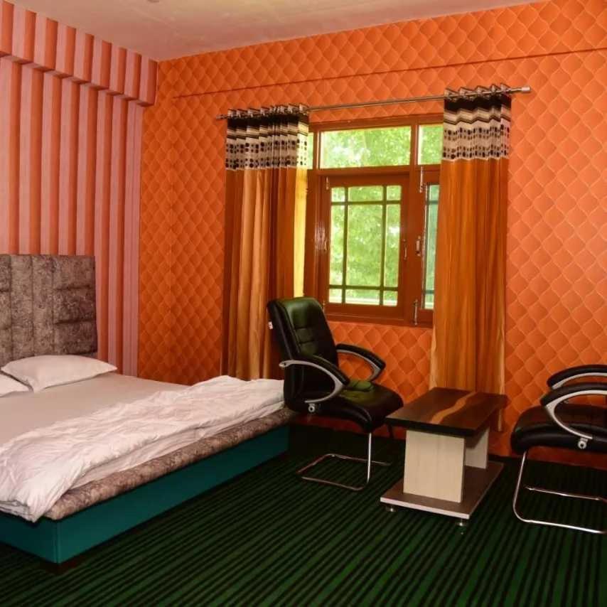 Hotel O Graceland Срінагар Екстер'єр фото